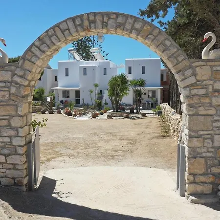 Kikis Dream Refurbished With A Bacony And Sea Views Apartamento
