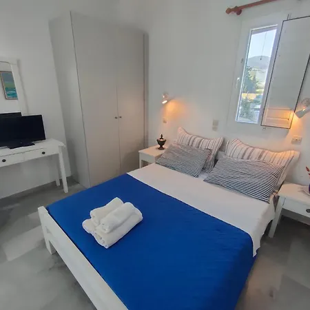 Kikis Dream Refurbished Apartment With A Bacony And Sea Views *