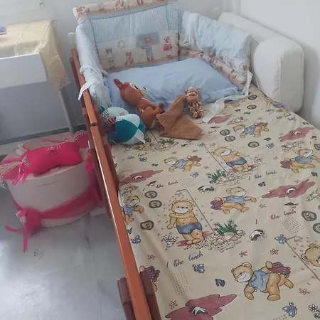 Kikis Dream Refurbished With A Bacony And Sea Views Appartement *